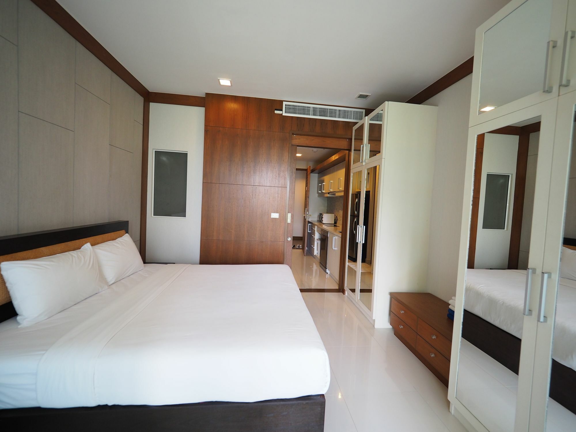 Q Conzept Condominium Karon Buitenkant foto