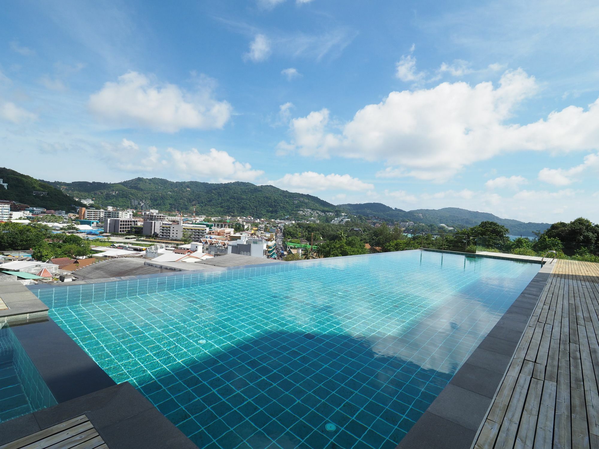 Q Conzept Condominium Karon Buitenkant foto